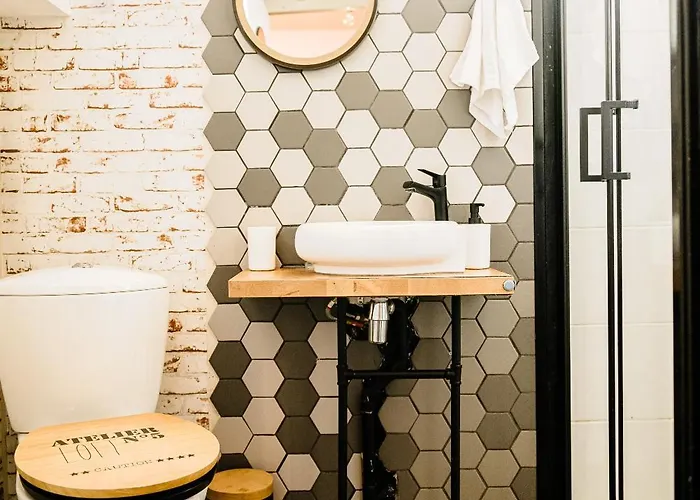 Atelier Numero 5, Loft Industriel Cosy Centre